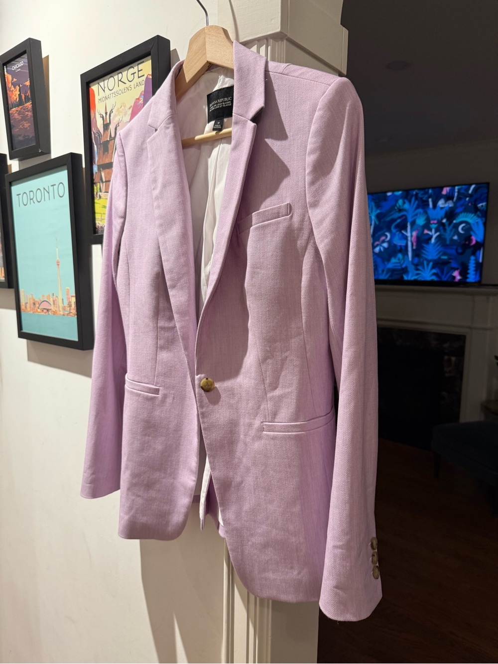 Banana Republic Lavender Women's Blazer - long and lean, light weight